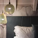 Luxury Rocopom - Front