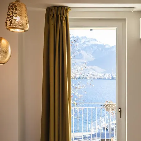 Luxury Rocopom - Front Hotel