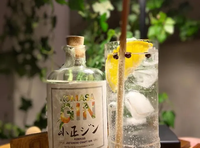 Luxury Rocopom - Front *