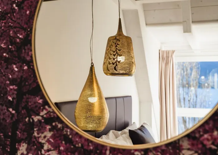 Luxury Rocopom - Front Hotel Malgrate