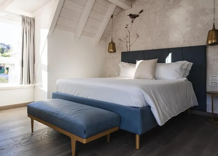 Luxury Rocopom - Front Hotel