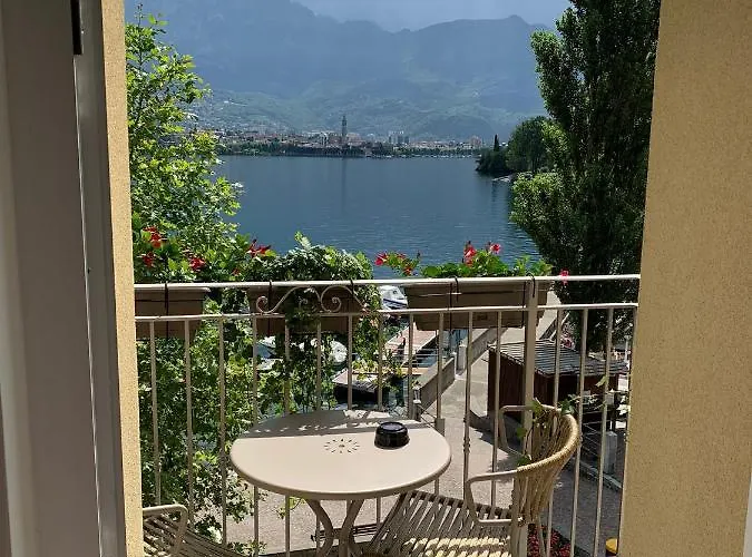 Hotel Luxury Rocopom - Front