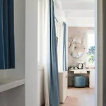 Luxury Rocopom - Front Отель Мальграте