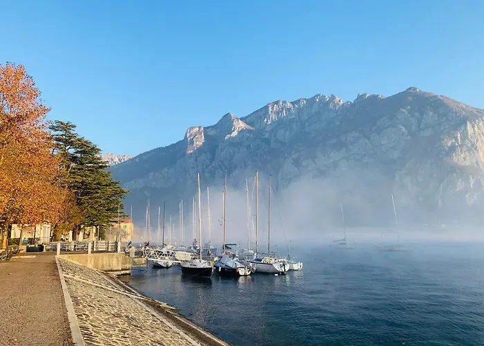 Отель Luxury Rocopom - Front *