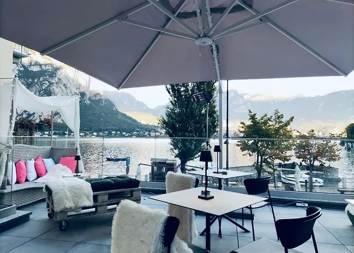 Luxury Rocopom - Front Отель *